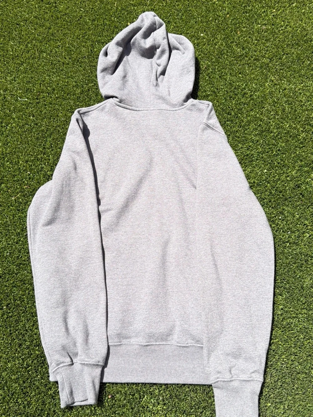 The North Face Men’s Light Grey Logo Hoodie
